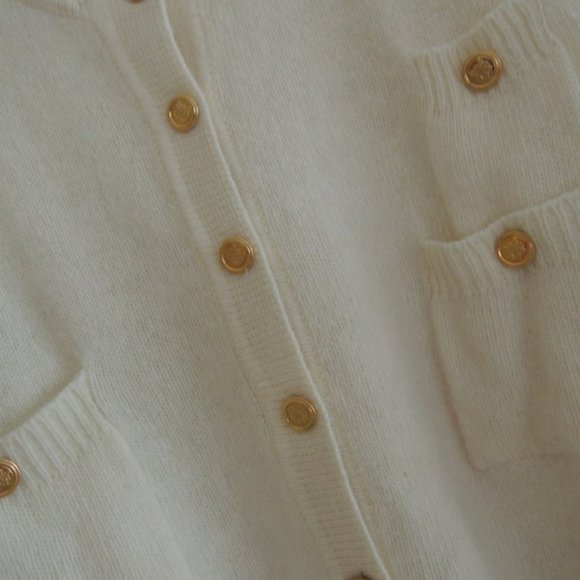 Ladies Sweater Size L Off White Wool Blend Cardigan w/Brass Buttons $85 Value - Picture 9 of 9